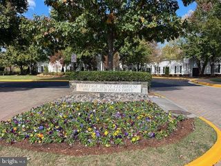 7065 HERITAGE HUNT DR #203, Gainesville, VA 20155