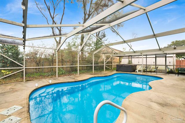 2308 Silversides Loop, Pensacola, FL 32526