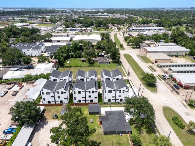 2229 Blalock Road, Houston, TX 77080