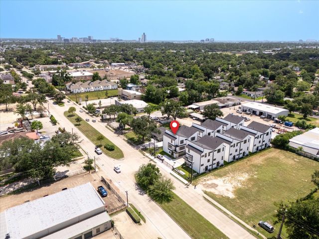 2229 Blalock Road, Houston, TX 77080
