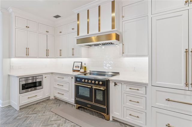 108 Jones Creek Drive, St Simons Island, GA 31522