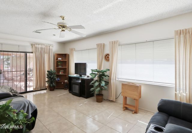 14802 N LAKEFOREST Drive, Sun City, AZ 85351