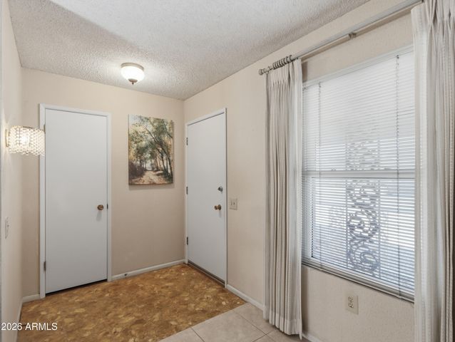 14802 N LAKEFOREST Drive, Sun City, AZ 85351