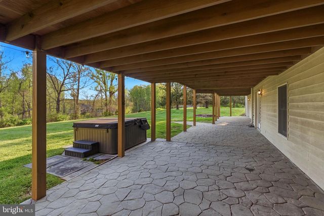30 SPARKS FARM RD, Sparks, MD 21152