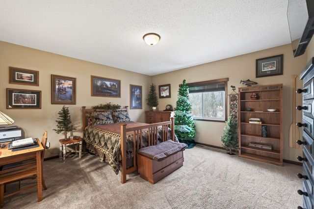 9749 Norway Street NW, Coon Rapids, MN 55433