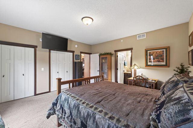 9749 Norway Street NW, Coon Rapids, MN 55433