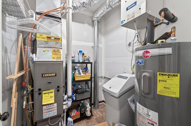 9749 Norway Street NW, Coon Rapids, MN 55433