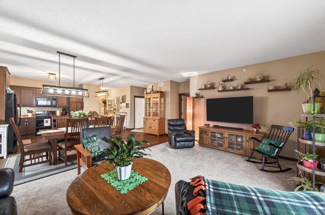 9749 Norway Street NW, Coon Rapids, MN 55433