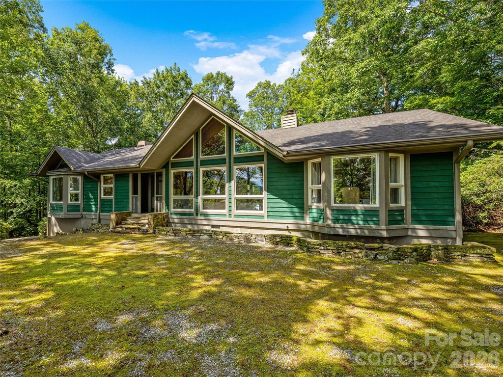 796 Hawk Mountain Road 36r, Lake Toxaway, NC 28747