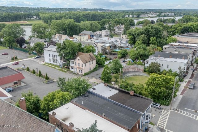 3367 6th Avenue, Troy, NY 12180