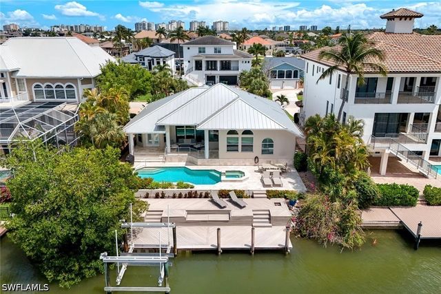 452 Willet AVE, Naples, FL 34108