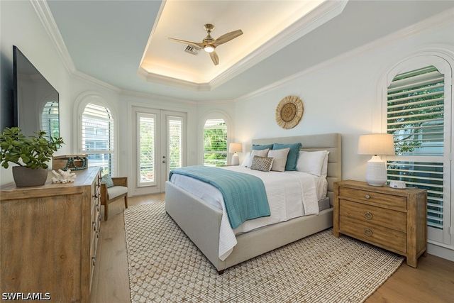 452 Willet AVE, Naples, FL 34108