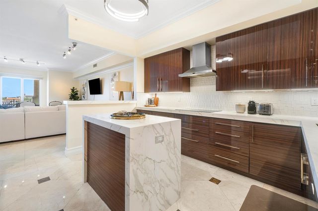 201 S Narcissus Avenue 605, West Palm Beach, FL 33401