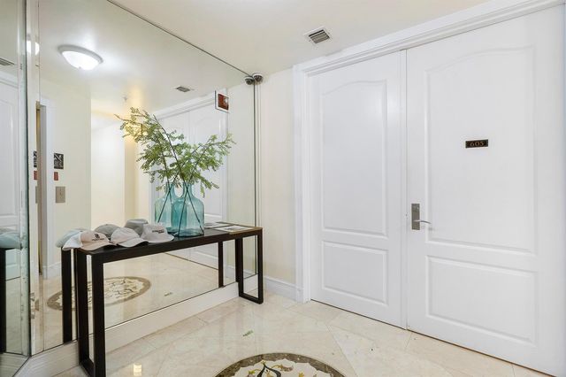 201 S Narcissus Avenue 605, West Palm Beach, FL 33401