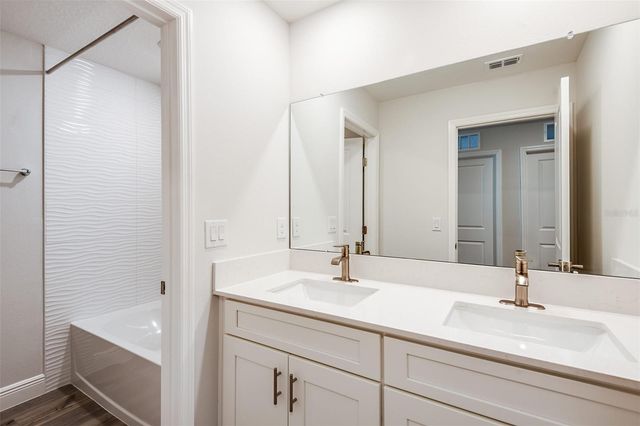 33499 TWILIGHT SEA PLACE, Wesley Chapel, FL 33545