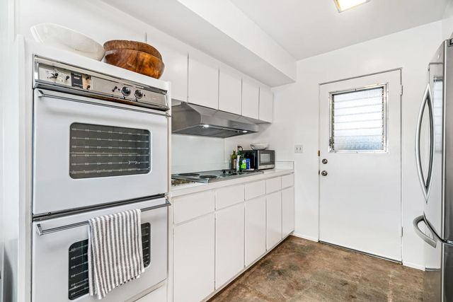 248 E Canyon Vista Drive, Palm Springs, CA 92264