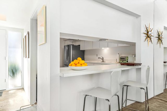 248 E Canyon Vista Drive, Palm Springs, CA 92264