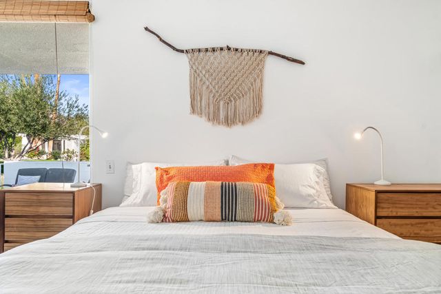 248 E Canyon Vista Drive, Palm Springs, CA 92264