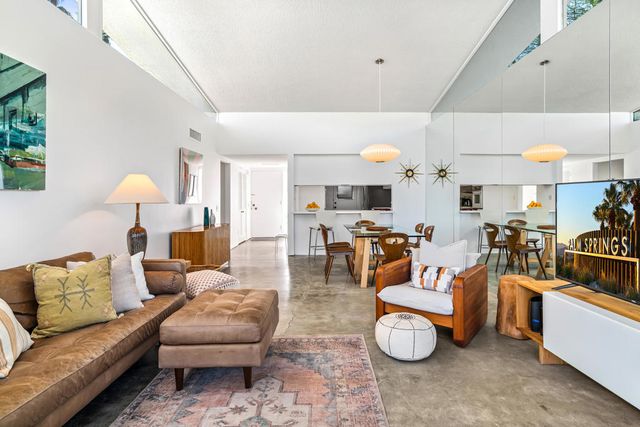 248 E Canyon Vista Drive, Palm Springs, CA 92264