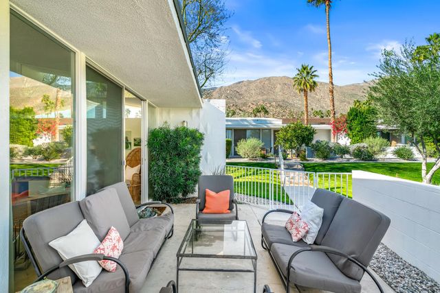 248 E Canyon Vista Drive, Palm Springs, CA 92264