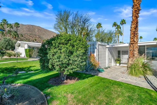 248 E Canyon Vista Drive, Palm Springs, CA 92264