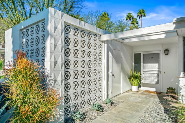 248 E Canyon Vista Drive, Palm Springs, CA 92264