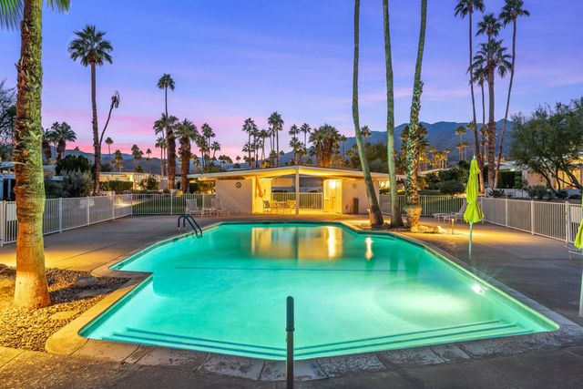 248 E Canyon Vista Drive, Palm Springs, CA 92264