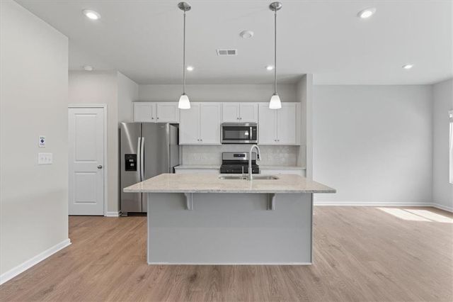 1195 Park Center Circle, Austell, GA 30168