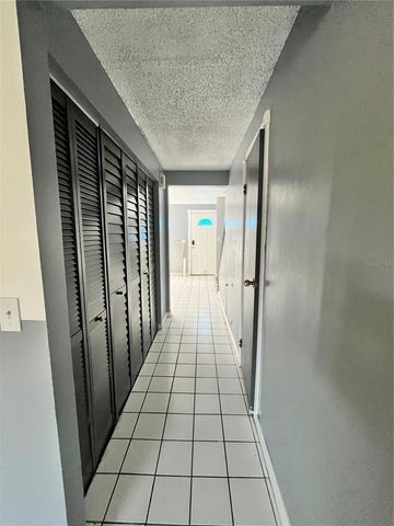 4918 SILVER OAKS VILLAGE F, Orlando, FL 32808