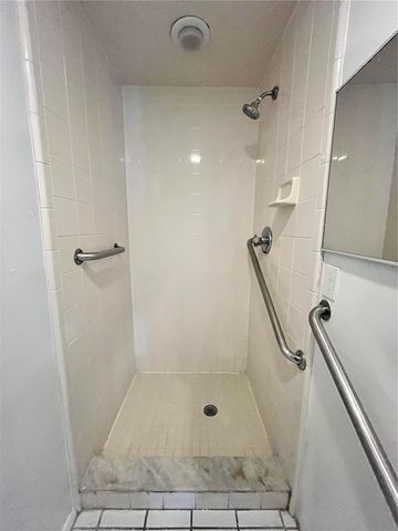 4918 SILVER OAKS VILLAGE F, Orlando, FL 32808