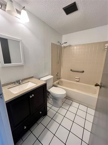 4918 SILVER OAKS VILLAGE F, Orlando, FL 32808