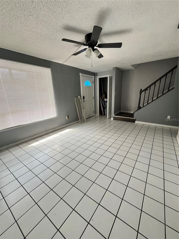 4918 SILVER OAKS VILLAGE F, Orlando, FL 32808