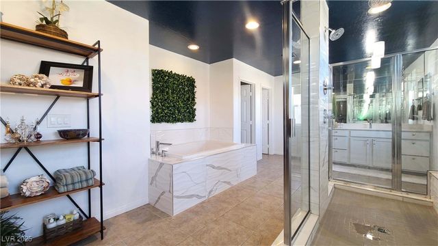 6380 Guy Summit Avenue, Las Vegas, NV 89141