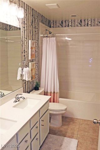 6380 Guy Summit Avenue, Las Vegas, NV 89141