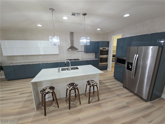 6380 Guy Summit Avenue, Las Vegas, NV 89141