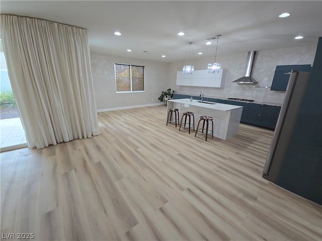 6380 Guy Summit Avenue, Las Vegas, NV 89141