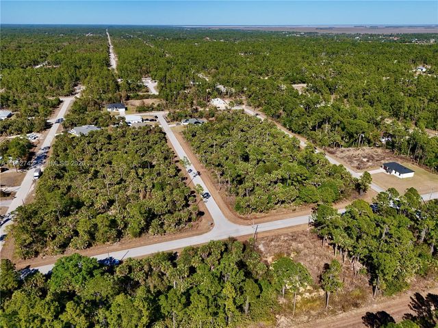 131 Navarra Ave S, Lehigh Acres, FL 33974