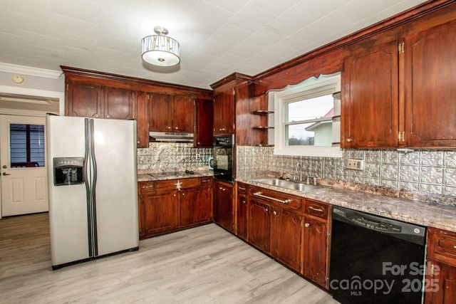 505 Cedar Street, Troutman, NC 28166