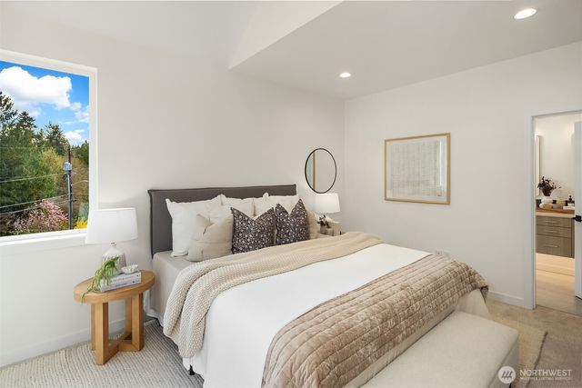 10831 11th Avenue NE, Seattle, WA 98125