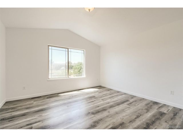 9767 Cherry Ln, Thornton, CO 80229