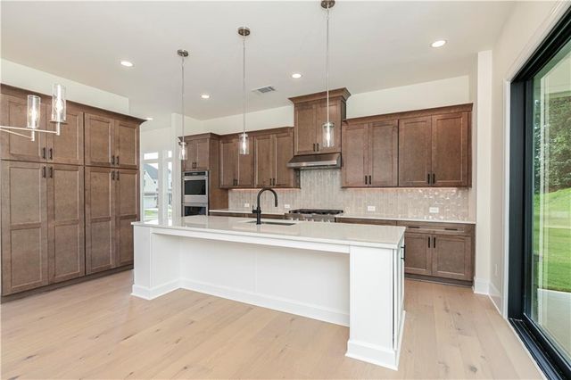 1177 Ridgeview Road, Woodstock, GA 30188
