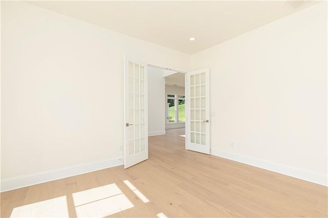 1177 Ridgeview Road, Woodstock, GA 30188