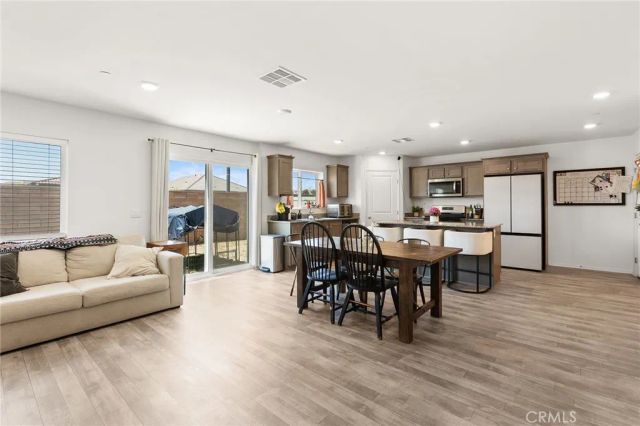 30851 Le Baron Court, Winchester, CA 92596