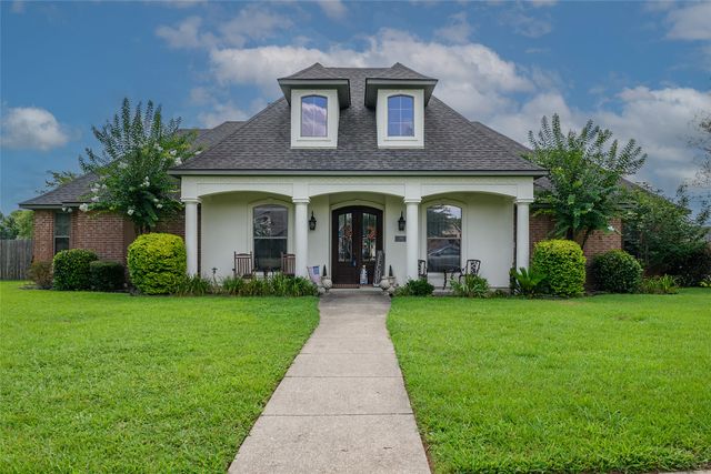 102 Beau Bridge Circle, Bossier City, LA 71112