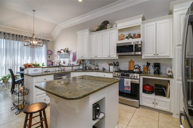 102 Beau Bridge Circle, Bossier City, LA 71112