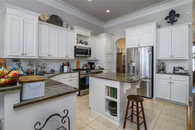 102 Beau Bridge Circle, Bossier City, LA 71112