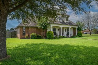 102 Beau Bridge Circle, Bossier City, LA 71112