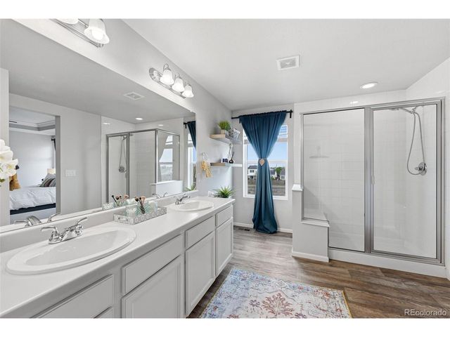 15723 E Warner Dr, Denver, CO 80239