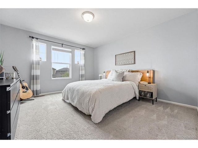 15723 E Warner Dr, Denver, CO 80239