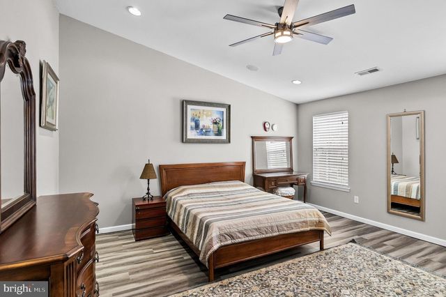 129 HELEN DR, Cinnaminson, NJ 08077